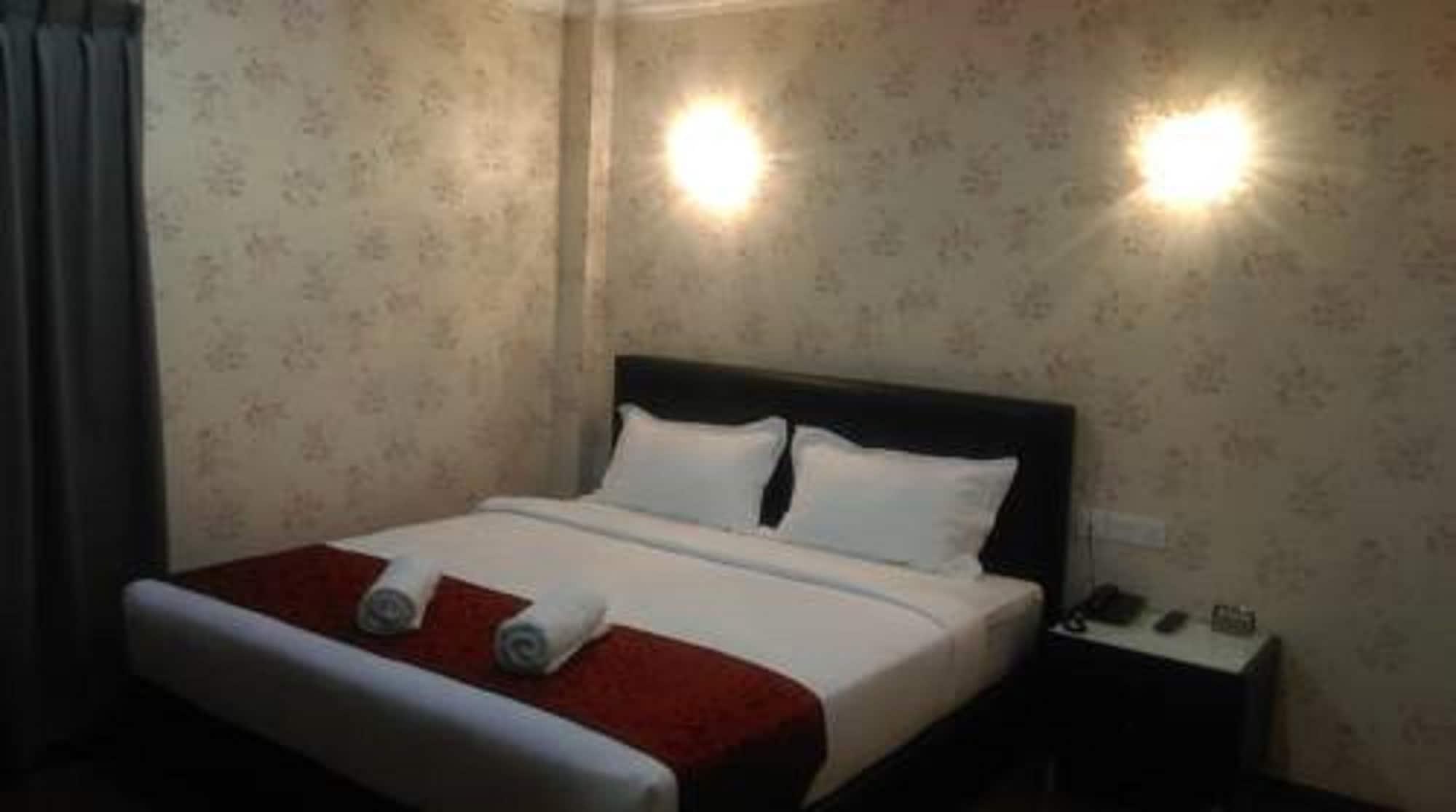 Classic Kinabalu Hotel Kota Kinabalu Buitenkant foto