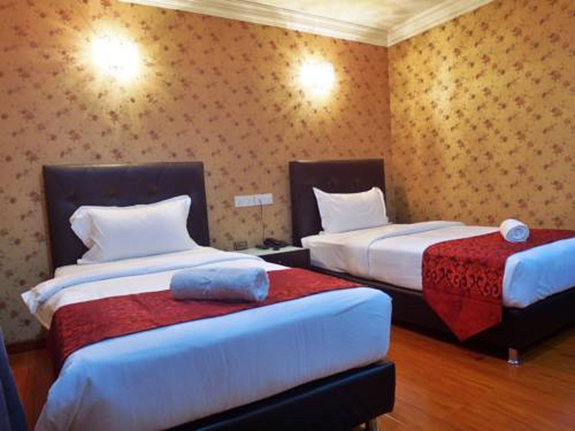 Classic Kinabalu Hotel Kota Kinabalu Buitenkant foto